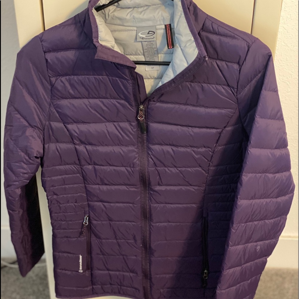 Light Weight Champion Puffer Jacket Size Small